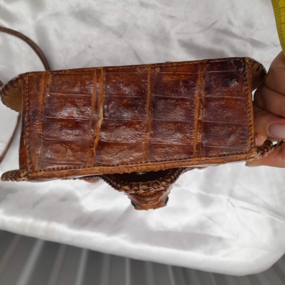 VINTAGE 70’S CROCODILE HAND MADE BAG - Picture 5 of 12